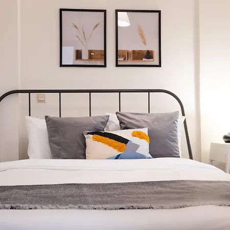 Διαμέρισμα Phaedrus Living: City Flat Megakleous *